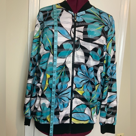 NWOT Alfred Dunner Zip-Up BlueWhite Tropical print Casual bomber Jacket … - Picture 10 of 14
